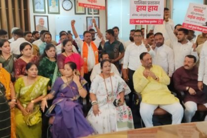 वाशी अस्पताल के बाहर शिवसैनिकों का हंगामा; मंत्री गणेश नाईक का विरोध