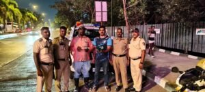 बीकेसी में सात अजगर के बच्चों सहित आठ सांपों का सुरक्षित रेस्क्यू, लोगों से सतर्क रहने की अपील