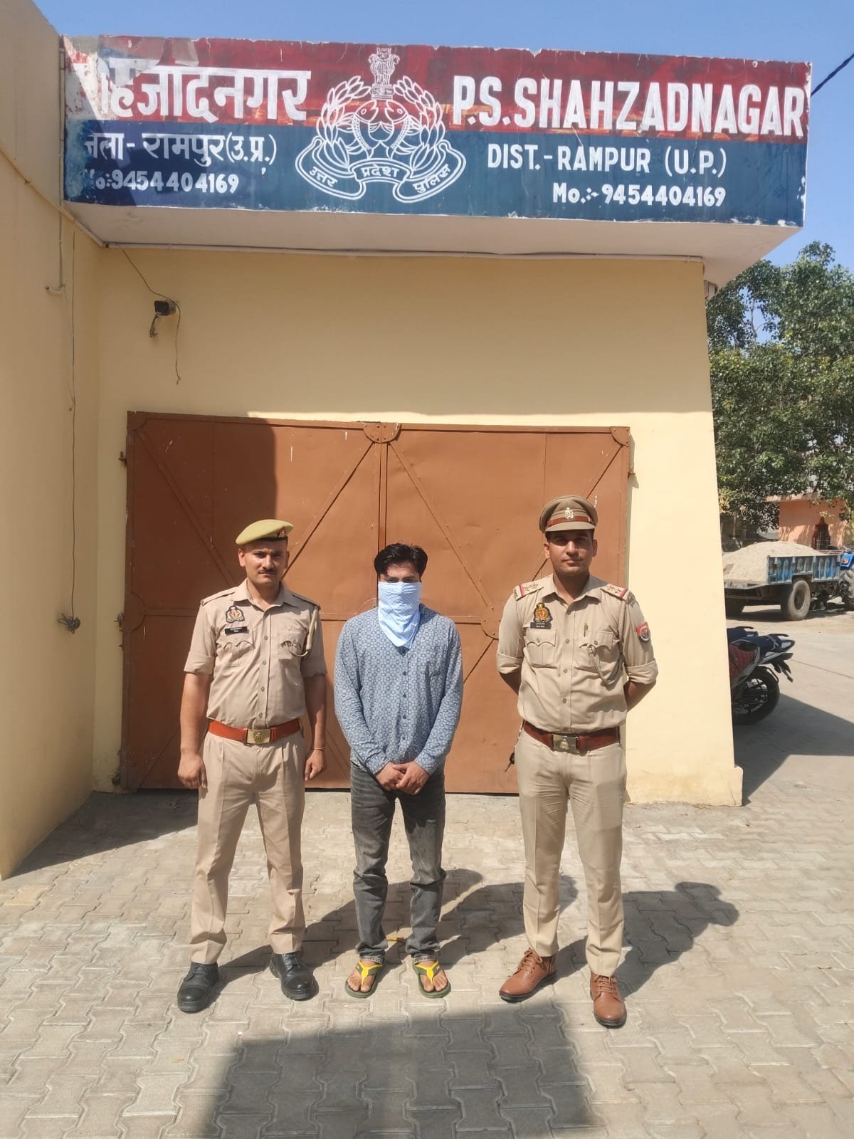 रामपुर/किशोरी से दुष्कर्म के आरोप में बिजली विभाग का जेई गिरफ्तार।