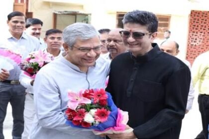 केंद्रीय मंत्री अश्विनी वैष्णव ने राजस्थान के रामगढ़ में 20 KW के FM ट्रांसमीटर का उद्घाटन किया