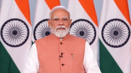 पीएम मोदी ने दिया निःस्वार्थ सेवा और समर्पण का संदेश