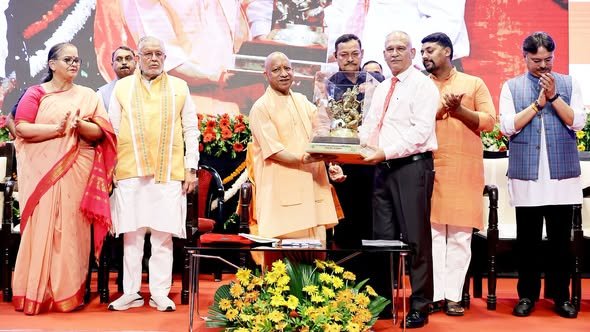 लखनऊ में आज ₹200 करोड़ से अधिक की लागत से निर्मित उत्तर प्रदेश राज्य आपदा प्रबंधन प्राधिकरण के नवीन मुख्यालय भवन का लोकार्पण किया।