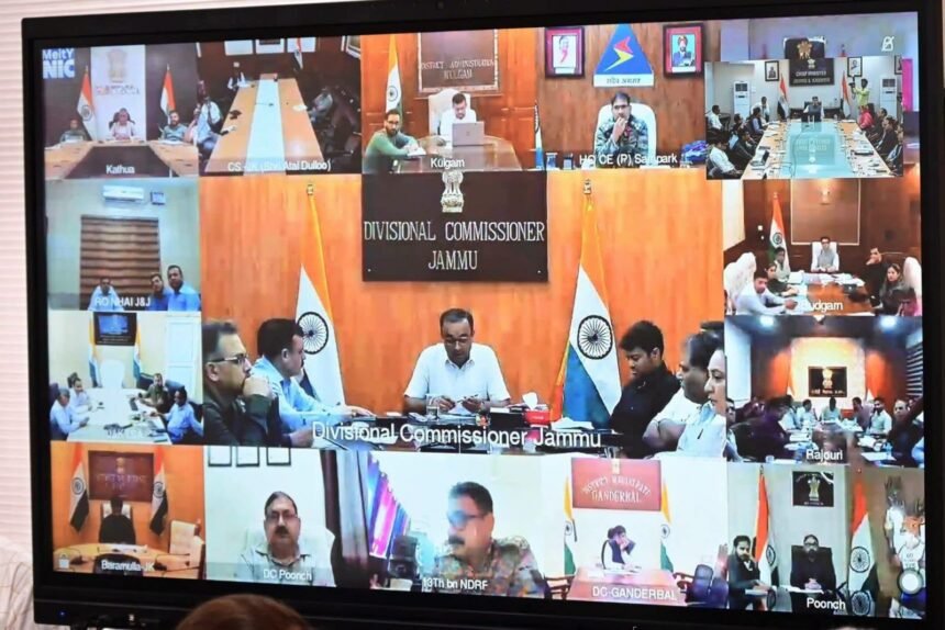 CM उमर अब्दुल्ला ने बारिश से निपटने की तैयारियों की समीक्षा की, पूरे J&K में हाई अलर्ट के निर्देश