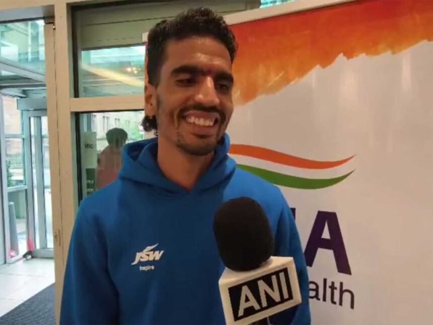 CWG 2026: भारतीय एथलीट गुलवीर सिंह ने 10,000 मीटर दौड़ में सिल्वर जीतकर रचा इतिहास, बोले – “हम प्लान पर टिके रहते हैं”
