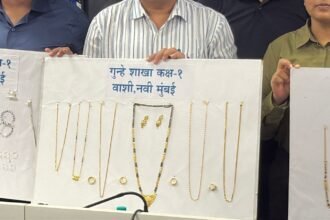 नवी मुंबई: 62 चोरी के मामलों का खुलासा, शातिर चोर गिरफ्तार; 21.25 लाख के गहने बरामद