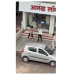 नासिक मे कोयता गैंग की दहशत पंडित कॉलोनी मे युवक के ऊपर कोयता से हमलानासिक शहर मे इन दिनों पुलिस व्यवस्था पर सवालिया निशान लगाता हुआ नजर आ रहा है