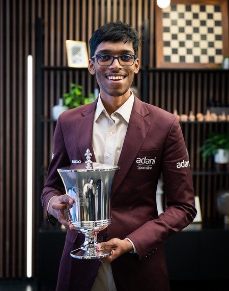 Chess: आर प्रज्ञानानंद के नाम एक और उपलब्धि, सेंट लुइस रैपिड और ब्लिट्ज का जीता खिताब