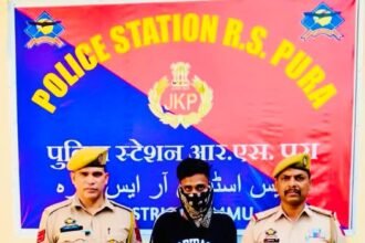 12 साल बाद हत्या मामले का फरार आरोपी गिरफ्तार, आर.एस. पुरा पुलिस को बड़ी सफलता