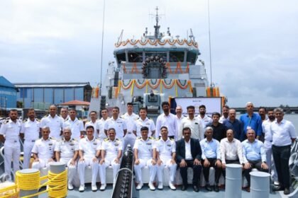 कोचीन शिपयार्ड लिमिटेड ने तीसरा पनडुब्बी रोधी जलयान ‘मैंग्रोल’ को भारतीय नौसेना को सौंपा