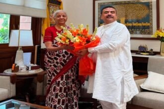संसद भवन में निर्मला सीतारमण से मिले सुवेंदु अधिकारी, विकास कार्यों पर हुई चर्चा