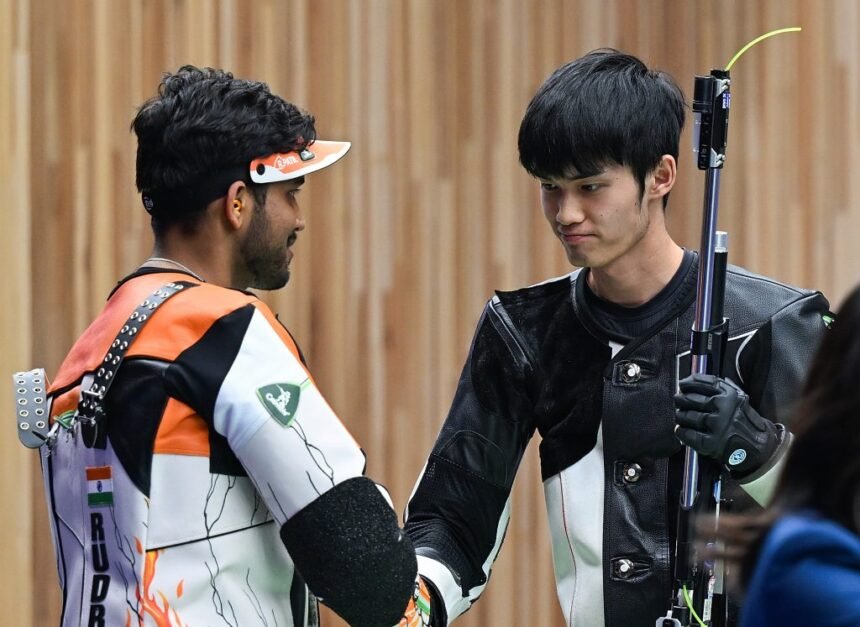 Asian Games: एक ही दिन जीते 2 सिल्वर, अब 50 मीटर राइफल 3 पोजिशन इवेंट पर रुद्राक्ष की निगाहें