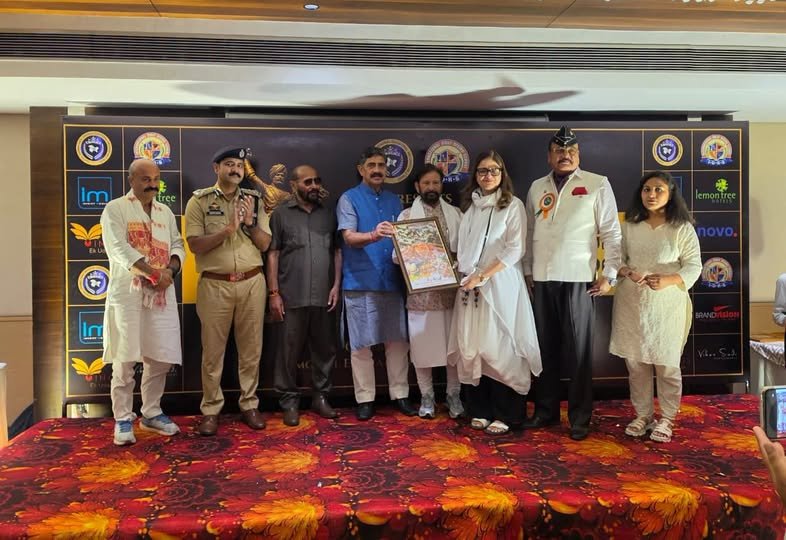 जनरल जोरावर सिंह मेमोरियल ट्रस्ट ने जम्मू में आयोजित भव्य समारोह में प्रतिभाओं एवं समाजसेवियों को किया सम्मानित
