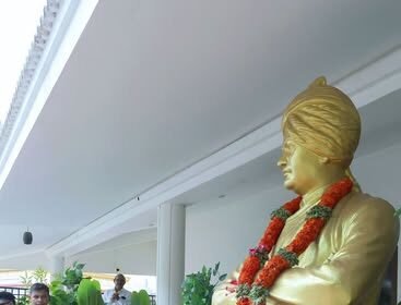 पूर्व उपराष्ट्रपति, 'पद्म विभूषण' श्री एम. वेंकैया नायडु जी की गरिमामयी उपस्थिति में आज आंध्र प्रदेश के नेल्लोर स्थित 'स्वर्ण भारत ट्रस्ट' के रजत जयंती कार्यक्रम में सम्मिलित हुआ।