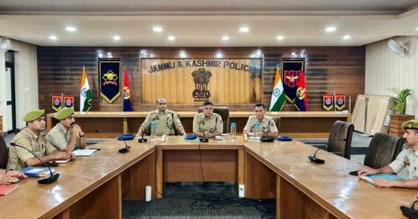 एसपी साउथ जम्मू ने ‘Know Your Beat Officer’ पहल की समीक्षा की, सुरक्षा उपायों को किया मजबूत