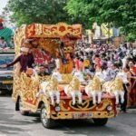 जन्माष्टमी पर देशभर में भक्तिमय माहौल, मंदिरों में उमड़ी श्रद्धालुओं की भीड़