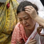 नेपाल में विनाशकारी बाढ़ ने छोड़ी तबाही की तस्वीरें, अपनों से बिछड़े लोग कर रहे प्रियजनों की तलाश