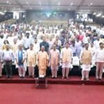 'सेवा संकल्प अभियान' के अंतर्गत आज लखनऊ में आयोजित 'नमो सेवा अनकही कहानियां' कार्यक्रम में सहभाग किया। इस अवसर पर आदरणीय प्रधानमंत्री श्री Narendra Modi जी के जीवन से जुड़े प्रेरक प्रसंगों पर आधारित नाट्य प्रस्तुति का भी अवलोकन किया।