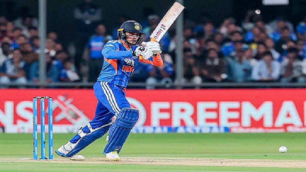 अभिषेक शर्मा ने रचा इतिहास, वेस्टइंडीज के खिलाफ सबसे तेज अर्धशतक लगाने वाले भारतीय बने