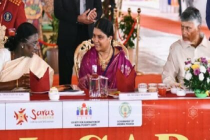 विकसित भारत के निर्माण में ग्रामीण महिलाओं की होगी अहम भूमिका : राष्ट्रपति मुर्मु