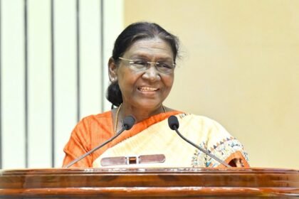 गांधी जयंती की पूर्व संध्या पर राष्ट्रपति मुर्मु ने देशवासियों को दी शुभकामनाएं