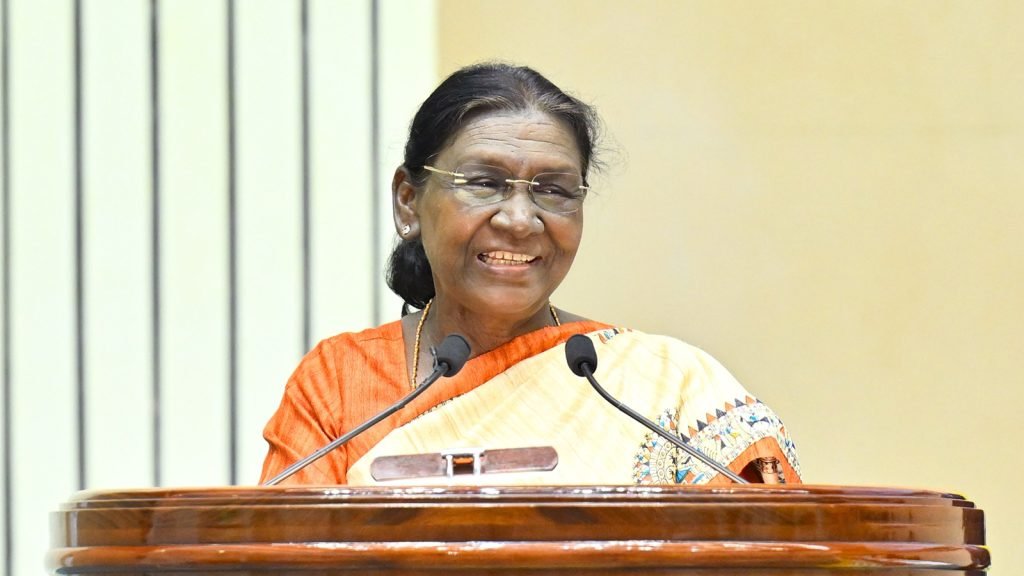 गांधी जयंती की पूर्व संध्या पर राष्ट्रपति मुर्मु ने देशवासियों को दी शुभकामनाएं